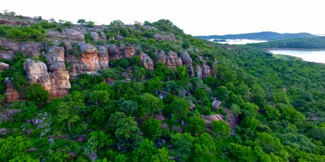 Lotri Bay, Lake Kariba, Zambia - Rock Climbing